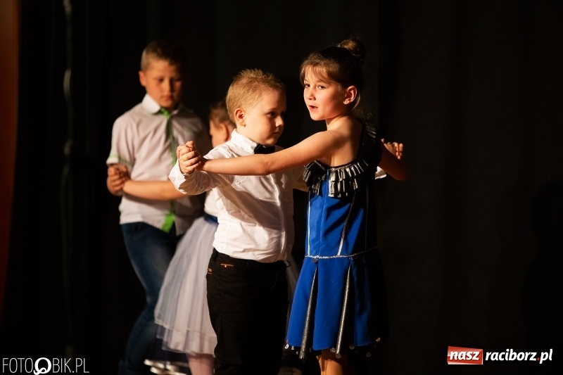 Zdjęcie w galerii na portalu naszraciborz.pl: Koncert z okazji Dnia Mamy i Taty na Zamku Piastowskim wiadomości z regionu