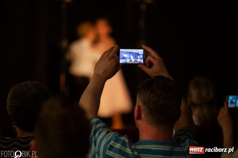 Zdjęcie w galerii na portalu naszraciborz.pl: Koncert z okazji Dnia Mamy i Taty na Zamku Piastowskim wiadomości z regionu