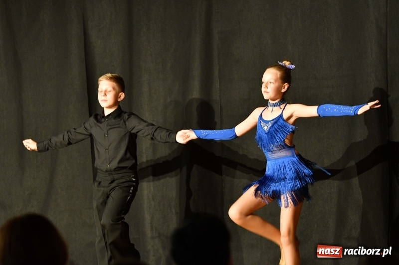 Zdjęcie w galerii na portalu naszraciborz.pl: Koncert z okazji Dnia Mamy i Taty na Zamku Piastowskim wiadomości z regionu