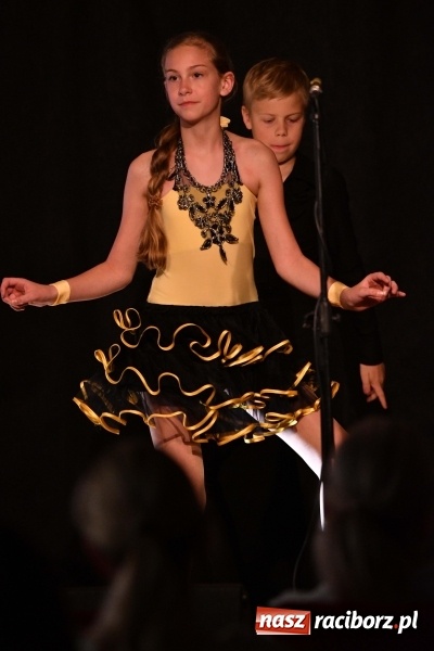 Zdjęcie w galerii na portalu naszraciborz.pl: Koncert z okazji Dnia Mamy i Taty na Zamku Piastowskim wiadomości z regionu