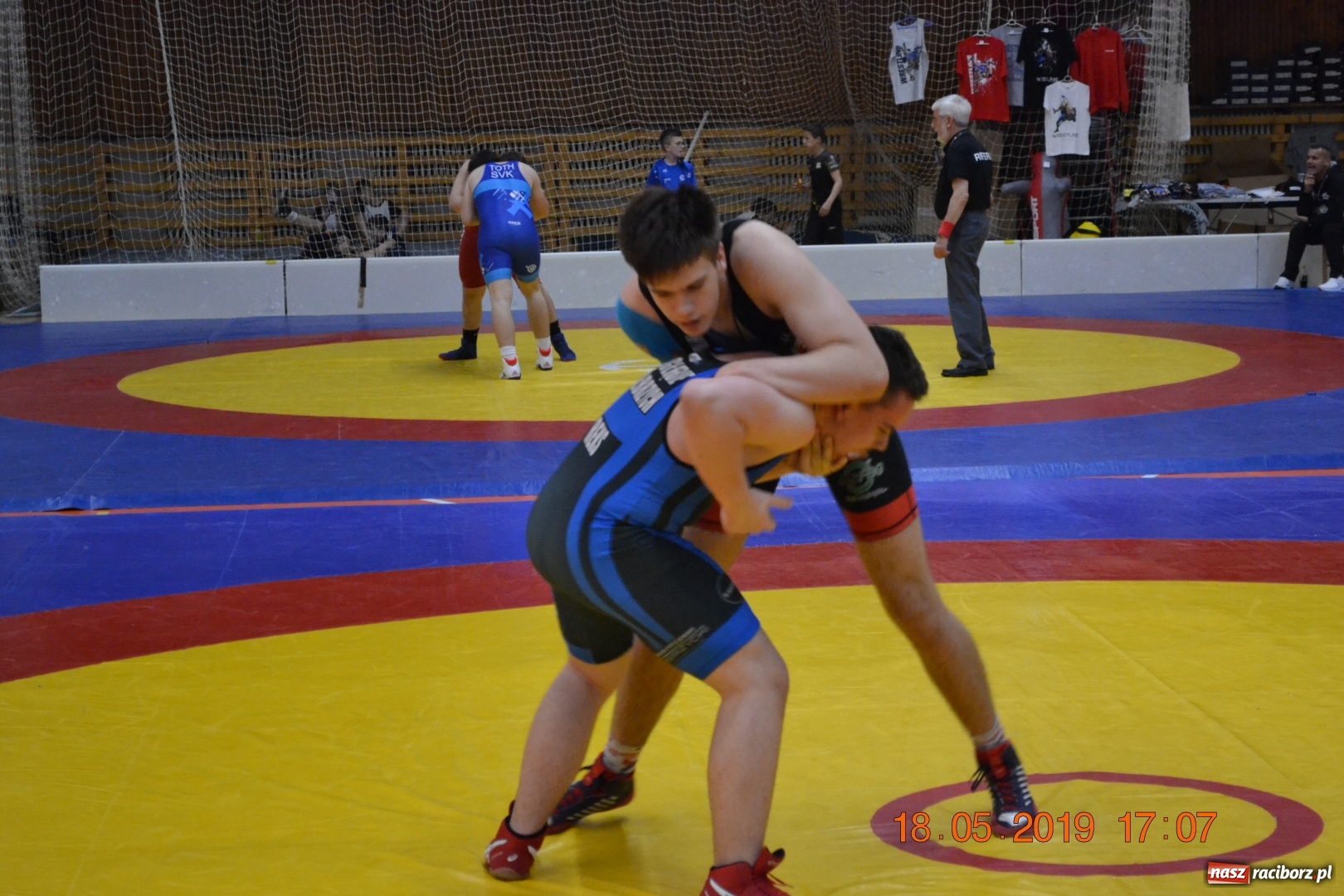 Zdjęcie w galerii na portalu naszraciborz.pl: Dobry start zapaśników Unii na zawodach w Kladnie [FOTO] wiadomości z regionu