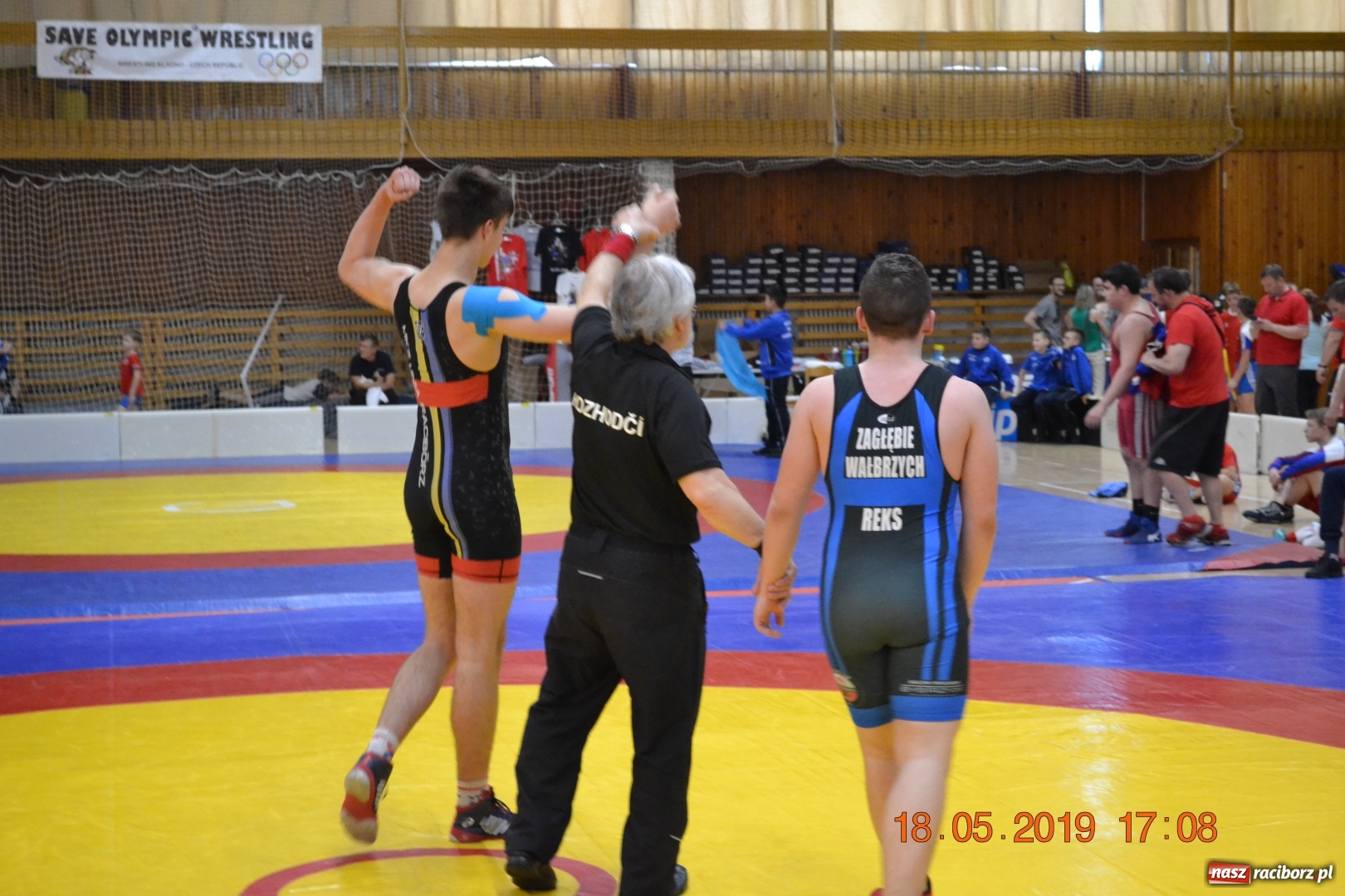 Zdjęcie w galerii na portalu naszraciborz.pl: Dobry start zapaśników Unii na zawodach w Kladnie [FOTO] wiadomości z regionu