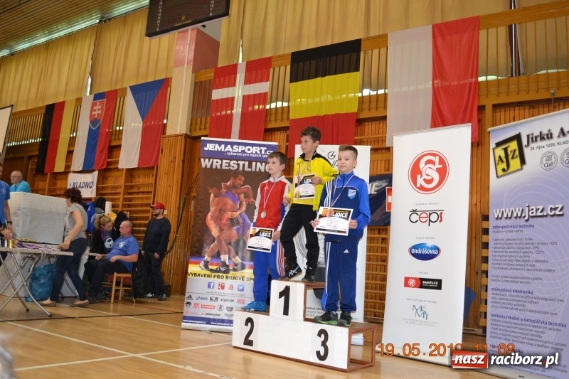 Zdjęcie w galerii na portalu naszraciborz.pl: Dobry start zapaśników Unii na zawodach w Kladnie [FOTO] wiadomości z regionu