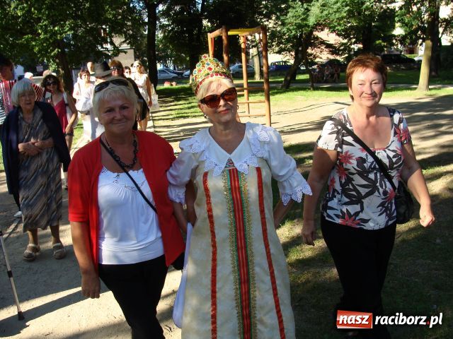 Zdjęcie w galerii na portalu naszraciborz.pl: Spotkanie dzieci z Podwórka Kolejowego wiadomości z regionu