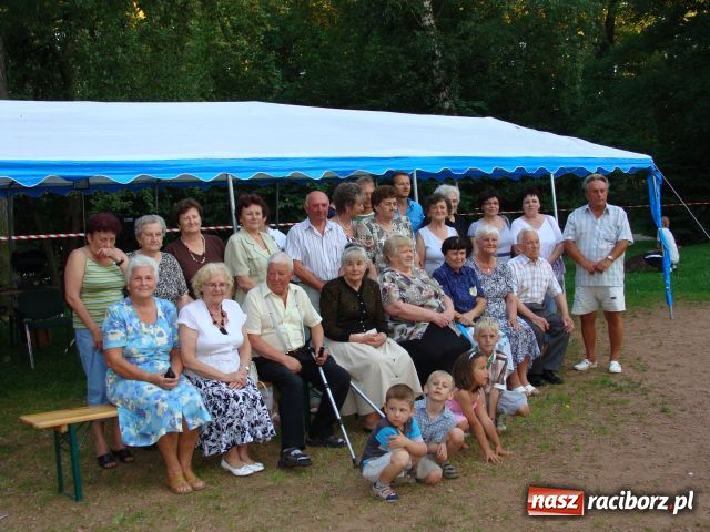 Zdjęcie w galerii na portalu naszraciborz.pl: Spotkanie dzieci z Podwórka Kolejowego wiadomości z regionu