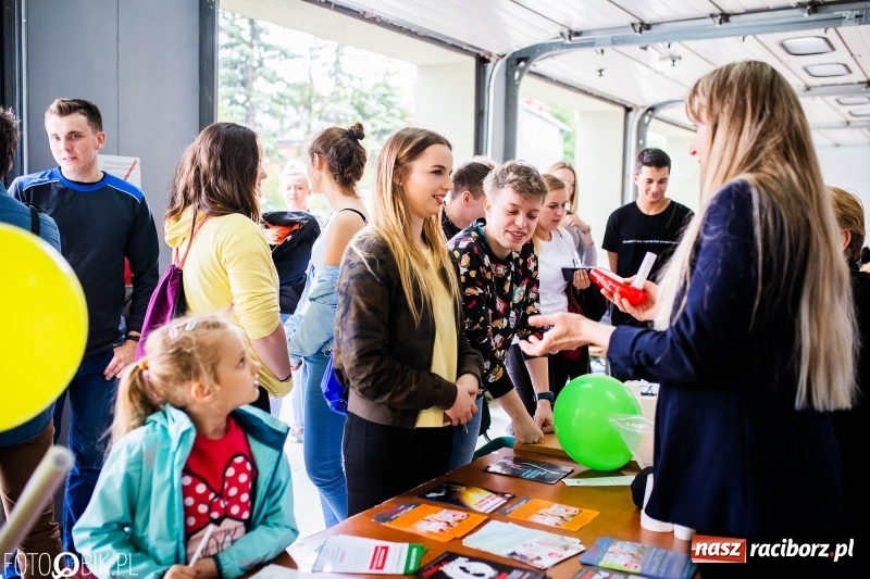 Zdjęcie w galerii na portalu naszraciborz.pl: Śląska Straż Graniczna świętowała. Uroczysty apel w raciborskiej komendzie [FOTO i WIDEO] wiadomości z regionu