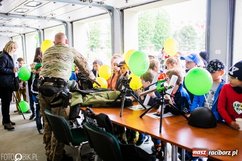 Zdjęcie w galerii na portalu naszraciborz.pl: Śląska Straż Graniczna świętowała. Uroczysty apel w raciborskiej komendzie [FOTO i WIDEO] wiadomości z regionu