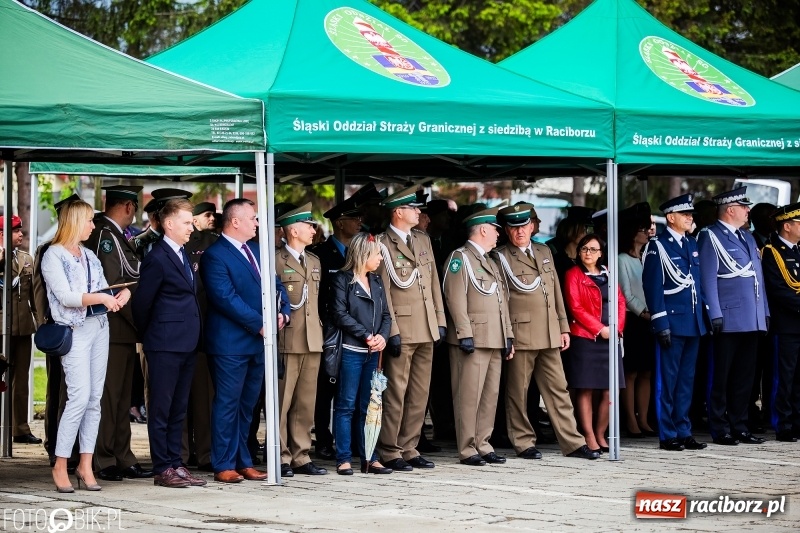 Zdjęcie w galerii na portalu naszraciborz.pl: Śląska Straż Graniczna świętowała. Uroczysty apel w raciborskiej komendzie [FOTO i WIDEO] wiadomości z regionu
