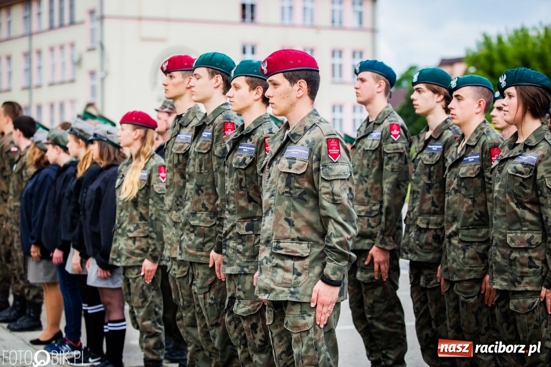 Zdjęcie w galerii na portalu naszraciborz.pl: Śląska Straż Graniczna świętowała. Uroczysty apel w raciborskiej komendzie [FOTO i WIDEO] wiadomości z regionu