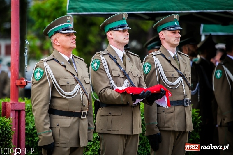 Zdjęcie w galerii na portalu naszraciborz.pl: Śląska Straż Graniczna świętowała. Uroczysty apel w raciborskiej komendzie [FOTO i WIDEO] wiadomości z regionu