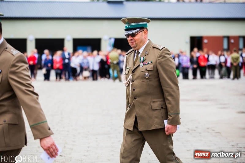 Zdjęcie w galerii na portalu naszraciborz.pl: Śląska Straż Graniczna świętowała. Uroczysty apel w raciborskiej komendzie [FOTO i WIDEO] wiadomości z regionu