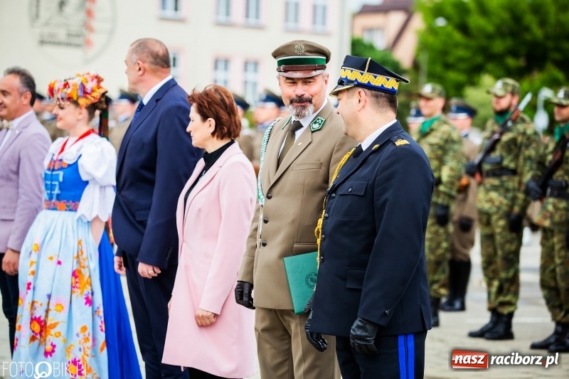 Zdjęcie w galerii na portalu naszraciborz.pl: Śląska Straż Graniczna świętowała. Uroczysty apel w raciborskiej komendzie [FOTO i WIDEO] wiadomości z regionu