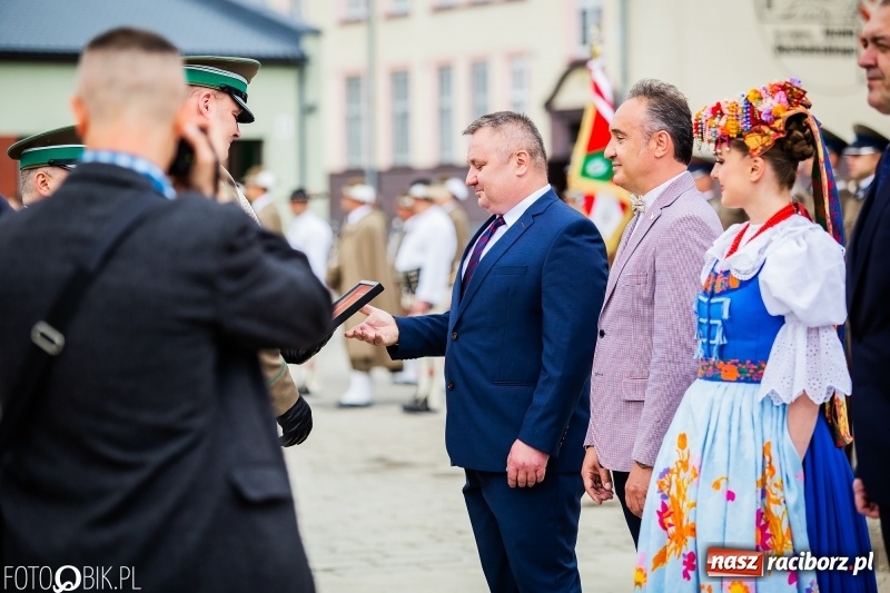 Zdjęcie w galerii na portalu naszraciborz.pl: Śląska Straż Graniczna świętowała. Uroczysty apel w raciborskiej komendzie [FOTO i WIDEO] wiadomości z regionu