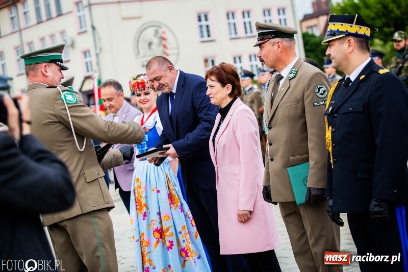 Zdjęcie w galerii na portalu naszraciborz.pl: Śląska Straż Graniczna świętowała. Uroczysty apel w raciborskiej komendzie [FOTO i WIDEO] wiadomości z regionu