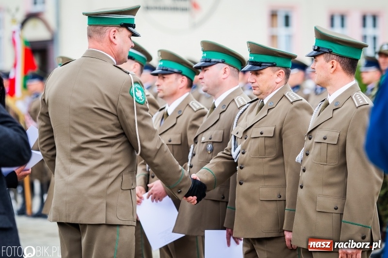 Zdjęcie w galerii na portalu naszraciborz.pl: Śląska Straż Graniczna świętowała. Uroczysty apel w raciborskiej komendzie [FOTO i WIDEO] wiadomości z regionu
