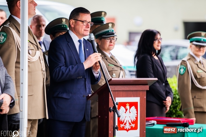 Zdjęcie w galerii na portalu naszraciborz.pl: Śląska Straż Graniczna świętowała. Uroczysty apel w raciborskiej komendzie [FOTO i WIDEO] wiadomości z regionu