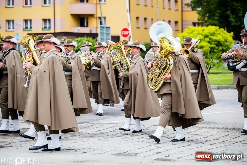 Zdjęcie w galerii na portalu naszraciborz.pl: Śląska Straż Graniczna świętowała. Uroczysty apel w raciborskiej komendzie [FOTO i WIDEO] wiadomości z regionu