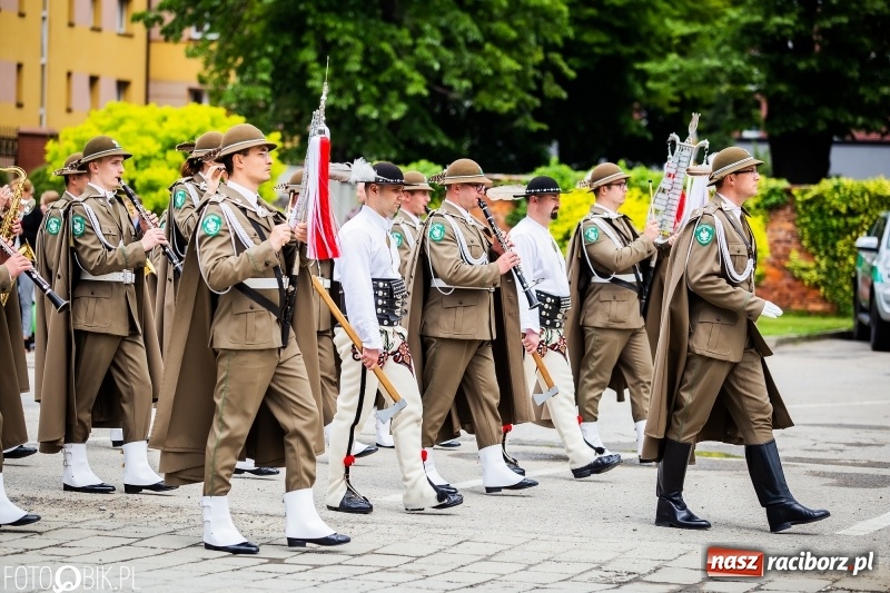 Zdjęcie w galerii na portalu naszraciborz.pl: Śląska Straż Graniczna świętowała. Uroczysty apel w raciborskiej komendzie [FOTO i WIDEO] wiadomości z regionu