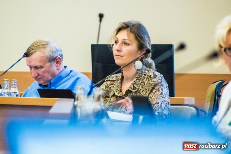 Zdjęcie w galerii na portalu naszraciborz.pl: Centrum na Rzeźniczej ma poważny problem! Czy przetrwa? wiadomości z regionu