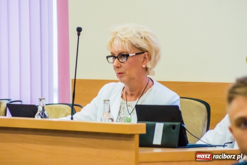 Zdjęcie w galerii na portalu naszraciborz.pl: Centrum na Rzeźniczej ma poważny problem! Czy przetrwa? wiadomości z regionu