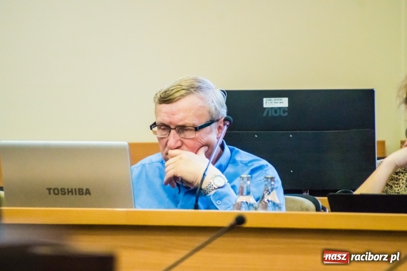 Zdjęcie w galerii na portalu naszraciborz.pl: Centrum na Rzeźniczej ma poważny problem! Czy przetrwa? wiadomości z regionu