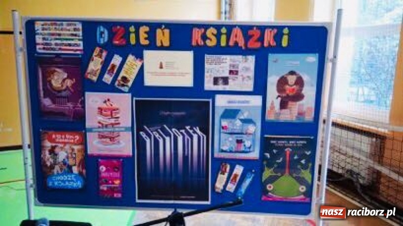 Zdjęcie w galerii na portalu naszraciborz.pl: Głośne czytanie w SP 13 na Światowy Dzień Książki  wiadomości z regionu