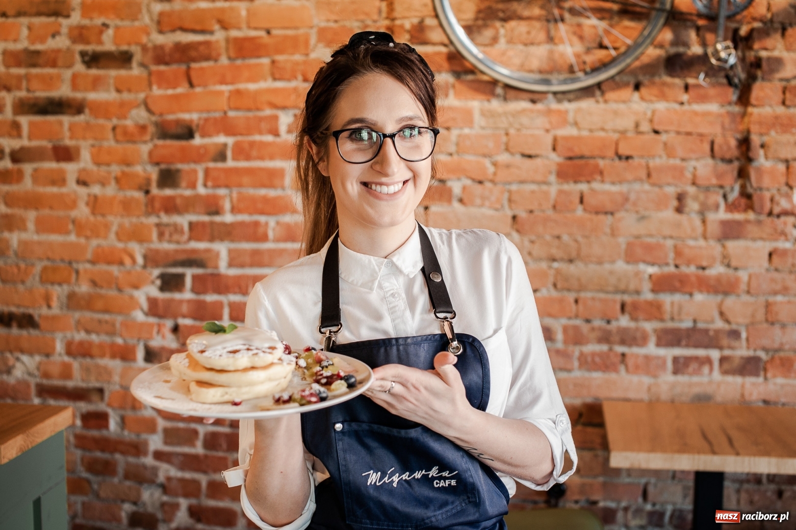 Zdjęcie w galerii na portalu naszraciborz.pl: Migawka CAFE z dwoma nagrodami na forum Sweets & Coffee wiadomości z regionu