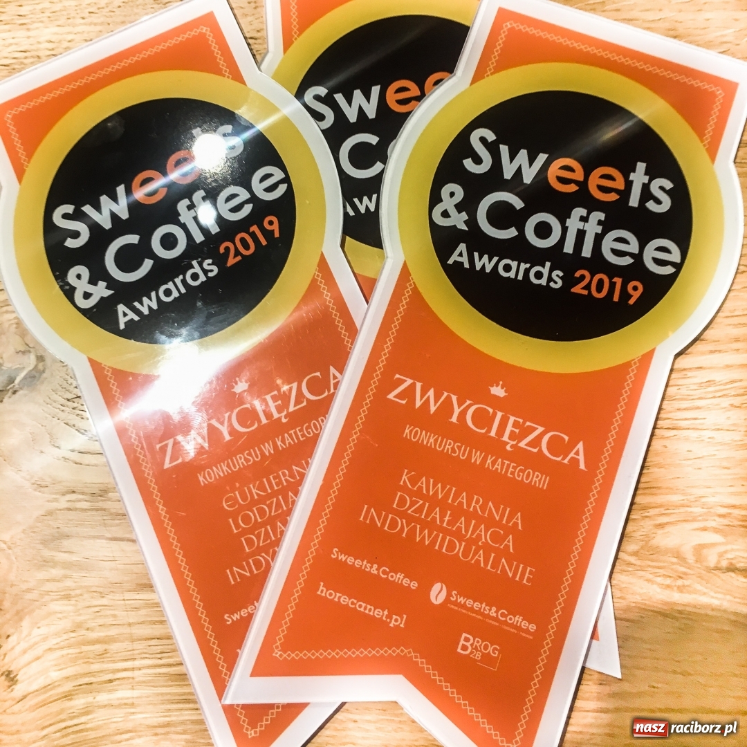 Zdjęcie w galerii na portalu naszraciborz.pl: Migawka CAFE z dwoma nagrodami na forum Sweets & Coffee wiadomości z regionu
