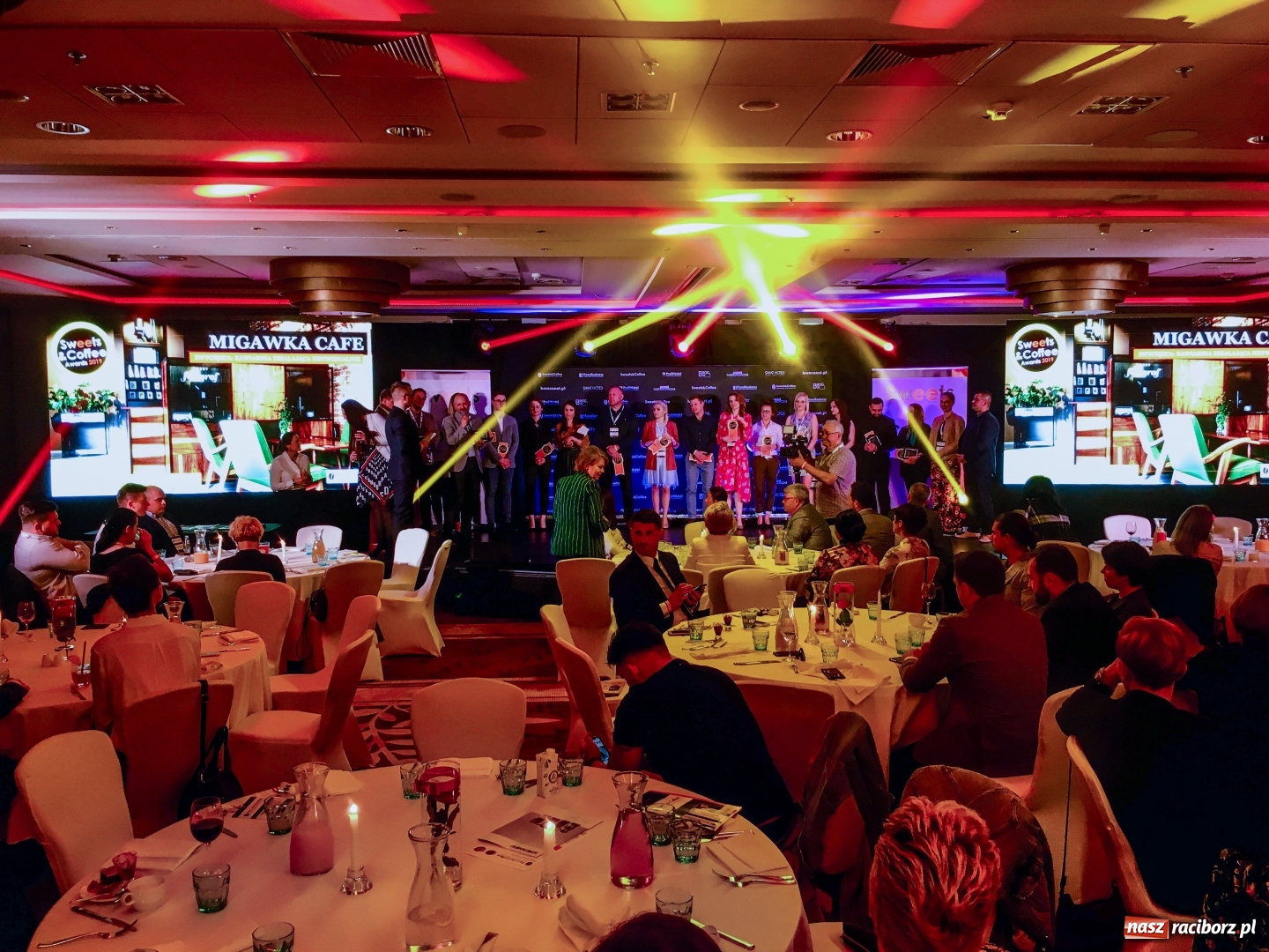 Zdjęcie w galerii na portalu naszraciborz.pl: Migawka CAFE z dwoma nagrodami na forum Sweets & Coffee wiadomości z regionu