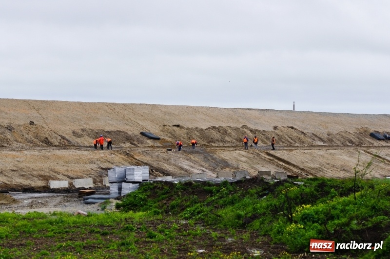 Zdjęcie w galerii na portalu naszraciborz.pl: Stany ostrzegawcze na Odrze wciąż przekroczone [FOTO i WIDEO] wiadomości z regionu