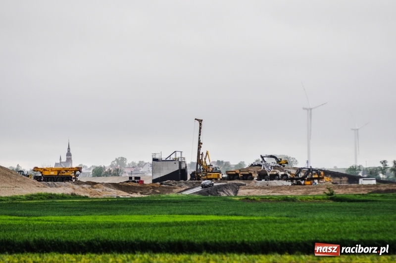 Zdjęcie w galerii na portalu naszraciborz.pl: Stany ostrzegawcze na Odrze wciąż przekroczone [FOTO i WIDEO] wiadomości z regionu