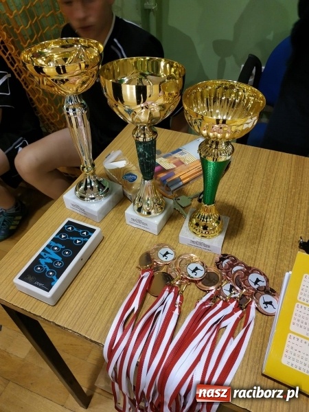 Zdjęcie w galerii na portalu naszraciborz.pl: Młodzi szczypiorniści rywalizowali w Kuźni Raciborskiej  wiadomości z regionu