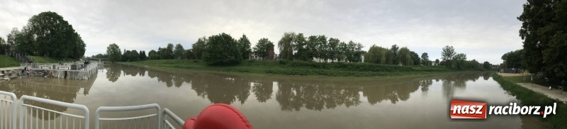 Zdjęcie w galerii na portalu naszraciborz.pl: Pogotowie przeciwpowodziowe w Turzu i Rudzie. Polder w gotowości. Plaża bez obrony  wiadomości z regionu