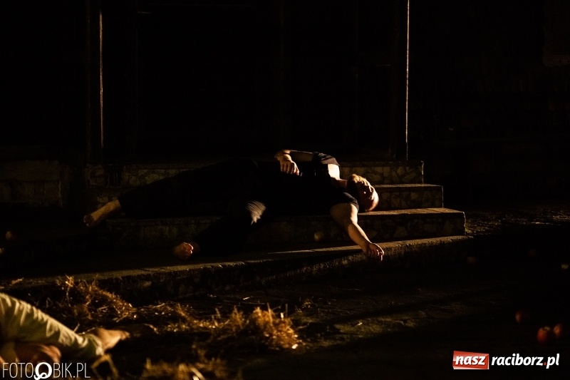 Zdjęcie w galerii na portalu naszraciborz.pl: Spektakl Złodziej według Myśliwskiego w Amfiteatrze BUK w Rudach  wiadomości z regionu