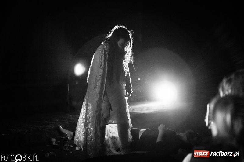 Zdjęcie w galerii na portalu naszraciborz.pl: Spektakl Złodziej według Myśliwskiego w Amfiteatrze BUK w Rudach  wiadomości z regionu