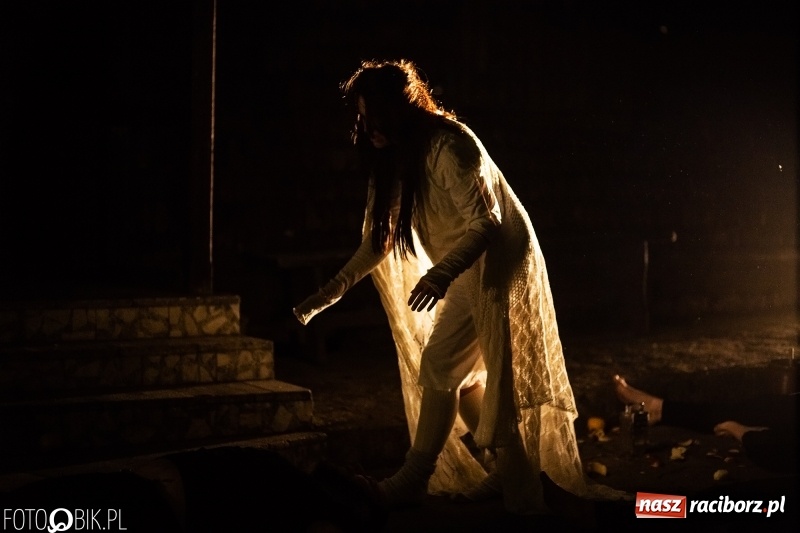 Zdjęcie w galerii na portalu naszraciborz.pl: Spektakl Złodziej według Myśliwskiego w Amfiteatrze BUK w Rudach  wiadomości z regionu