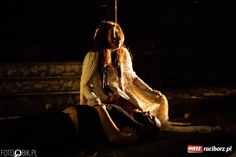 Zdjęcie w galerii na portalu naszraciborz.pl: Spektakl Złodziej według Myśliwskiego w Amfiteatrze BUK w Rudach  wiadomości z regionu