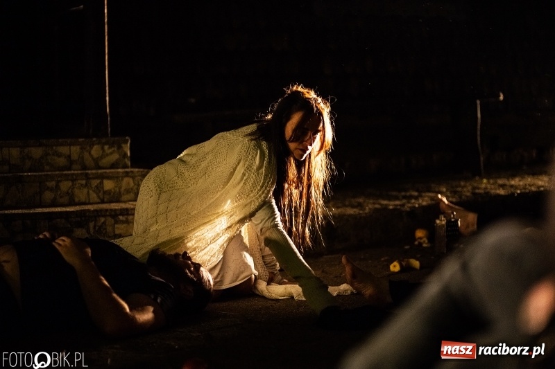 Zdjęcie w galerii na portalu naszraciborz.pl: Spektakl Złodziej według Myśliwskiego w Amfiteatrze BUK w Rudach  wiadomości z regionu