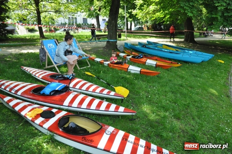 Zdjęcie w galerii na portalu naszraciborz.pl: Wiosłuj z nami. Piknik wodniacki w parku Roth [FOTO i WIDEO] wiadomości z regionu