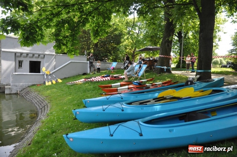 Zdjęcie w galerii na portalu naszraciborz.pl: Wiosłuj z nami. Piknik wodniacki w parku Roth [FOTO i WIDEO] wiadomości z regionu