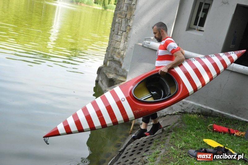 Zdjęcie w galerii na portalu naszraciborz.pl: Wiosłuj z nami. Piknik wodniacki w parku Roth [FOTO i WIDEO] wiadomości z regionu