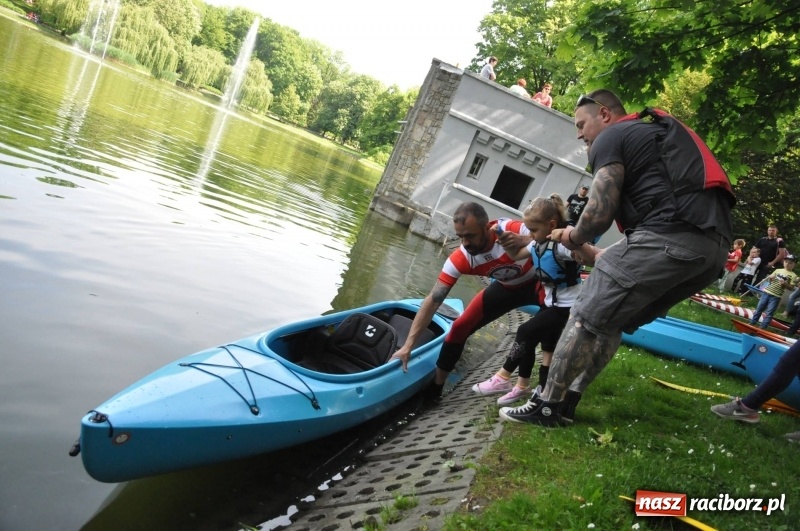Zdjęcie w galerii na portalu naszraciborz.pl: Wiosłuj z nami. Piknik wodniacki w parku Roth [FOTO i WIDEO] wiadomości z regionu