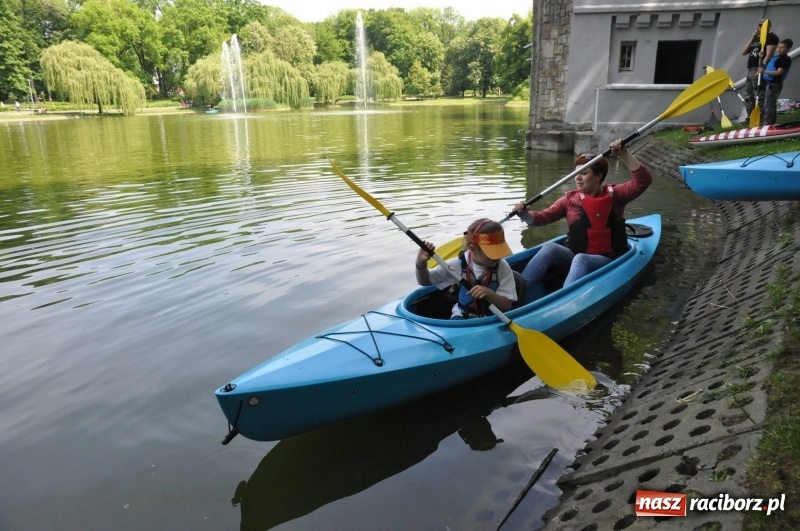 Zdjęcie w galerii na portalu naszraciborz.pl: Wiosłuj z nami. Piknik wodniacki w parku Roth [FOTO i WIDEO] wiadomości z regionu
