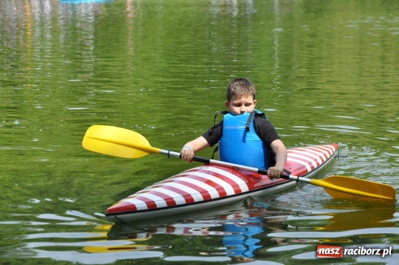Zdjęcie w galerii na portalu naszraciborz.pl: Wiosłuj z nami. Piknik wodniacki w parku Roth [FOTO i WIDEO] wiadomości z regionu
