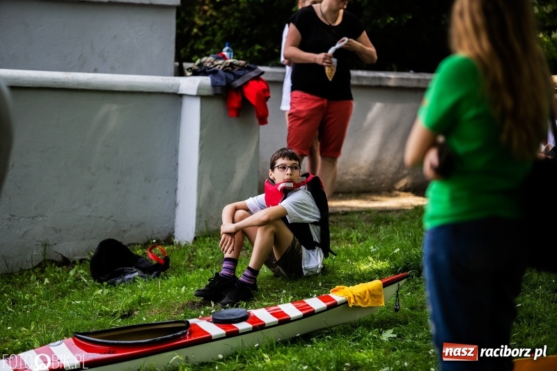 Zdjęcie w galerii na portalu naszraciborz.pl: Wiosłuj z nami. Piknik wodniacki w parku Roth [FOTO i WIDEO] wiadomości z regionu