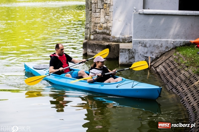 Zdjęcie w galerii na portalu naszraciborz.pl: Wiosłuj z nami. Piknik wodniacki w parku Roth [FOTO i WIDEO] wiadomości z regionu