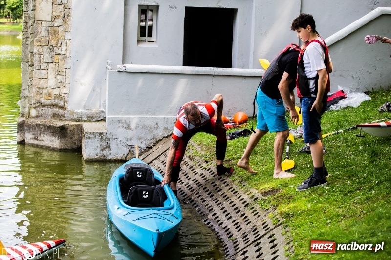 Zdjęcie w galerii na portalu naszraciborz.pl: Wiosłuj z nami. Piknik wodniacki w parku Roth [FOTO i WIDEO] wiadomości z regionu