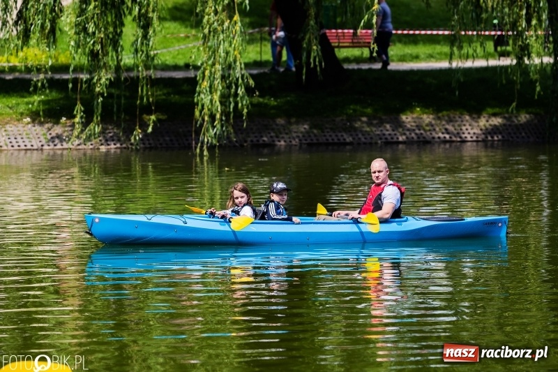 Zdjęcie w galerii na portalu naszraciborz.pl: Wiosłuj z nami. Piknik wodniacki w parku Roth [FOTO i WIDEO] wiadomości z regionu