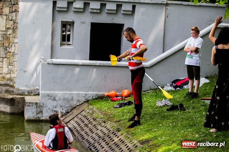 Zdjęcie w galerii na portalu naszraciborz.pl: Wiosłuj z nami. Piknik wodniacki w parku Roth [FOTO i WIDEO] wiadomości z regionu