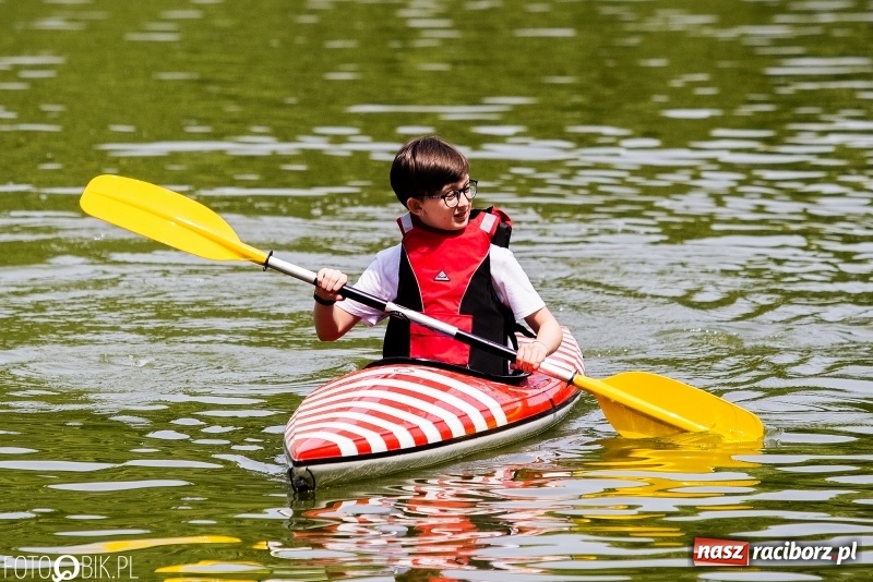 Zdjęcie w galerii na portalu naszraciborz.pl: Wiosłuj z nami. Piknik wodniacki w parku Roth [FOTO i WIDEO] wiadomości z regionu